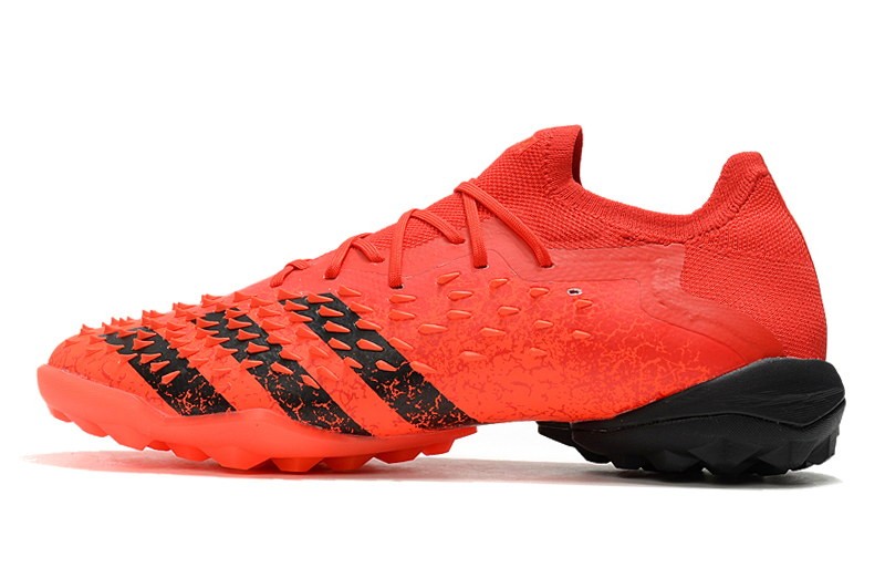 Adidas Predator Freak .1 Low TF Meteorite - Red/Core Black/Solar Red