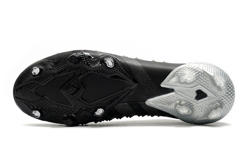 Adidas Predator Freak+ FG - Core Black / Grey Four / White