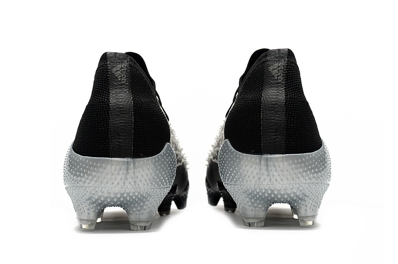 Adidas Predator Freak.1 Low FG - Core Black / Grey Four / White