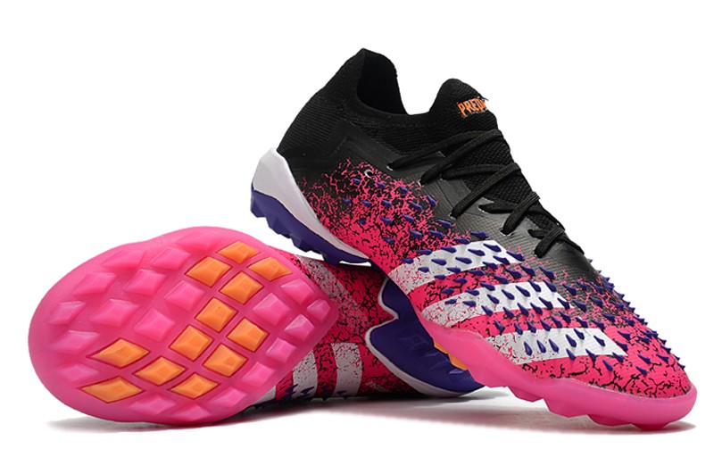 Adidas Predator Freak.1 Low TF - Core Black / White / Shock Pink