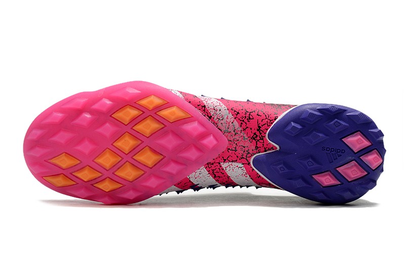 Adidas Predator Freak.1 Low TF - Core Black / White / Shock Pink
