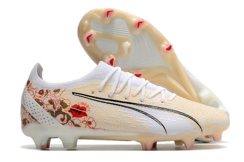 Puma Ultra Ultimate Liberty FG/AG - White/Pristine/Red