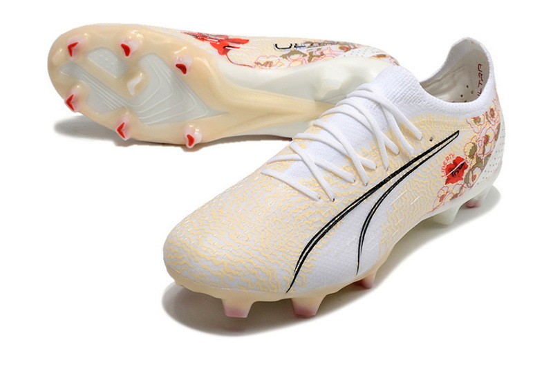 Puma Ultra Ultimate Liberty FG/AG - White/Pristine/Red