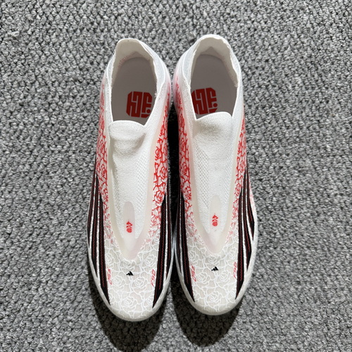 Lamine Yamal Heartbreaker Cleats